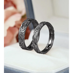Personalized name engraved couple rings, perfect gift for romantic partners.