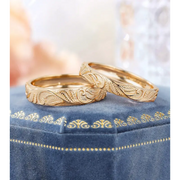 Personalized name engraved couple rings, perfect gift for romantic partners.