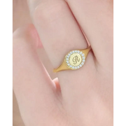 Stylish gold initial signet ring for women custom dainty alphabet jewelry design