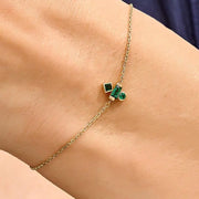 Diamond bracelet for women featuring emerald tennis bracelet and sapphire tennis bracelet beauty.