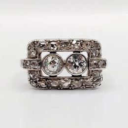 Certified lab grown diamond set in gold ring showcasing modern elegance and eco-friendly luxury design