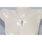0.21 ct natural diamond pendant in gold setting elegant minimalist fine jewelry necklace