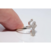 Timeless lab grown ring round cut diamond in gold solitaire setting for elegant jewelry lovers