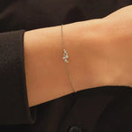 Diamond bracelets for women with elegant tennis bracelet design