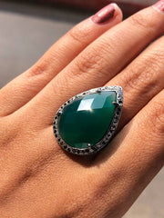 Pear Cut Emerald Stunning Ring