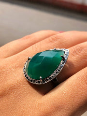 Pear Cut Emerald Stunning Ring