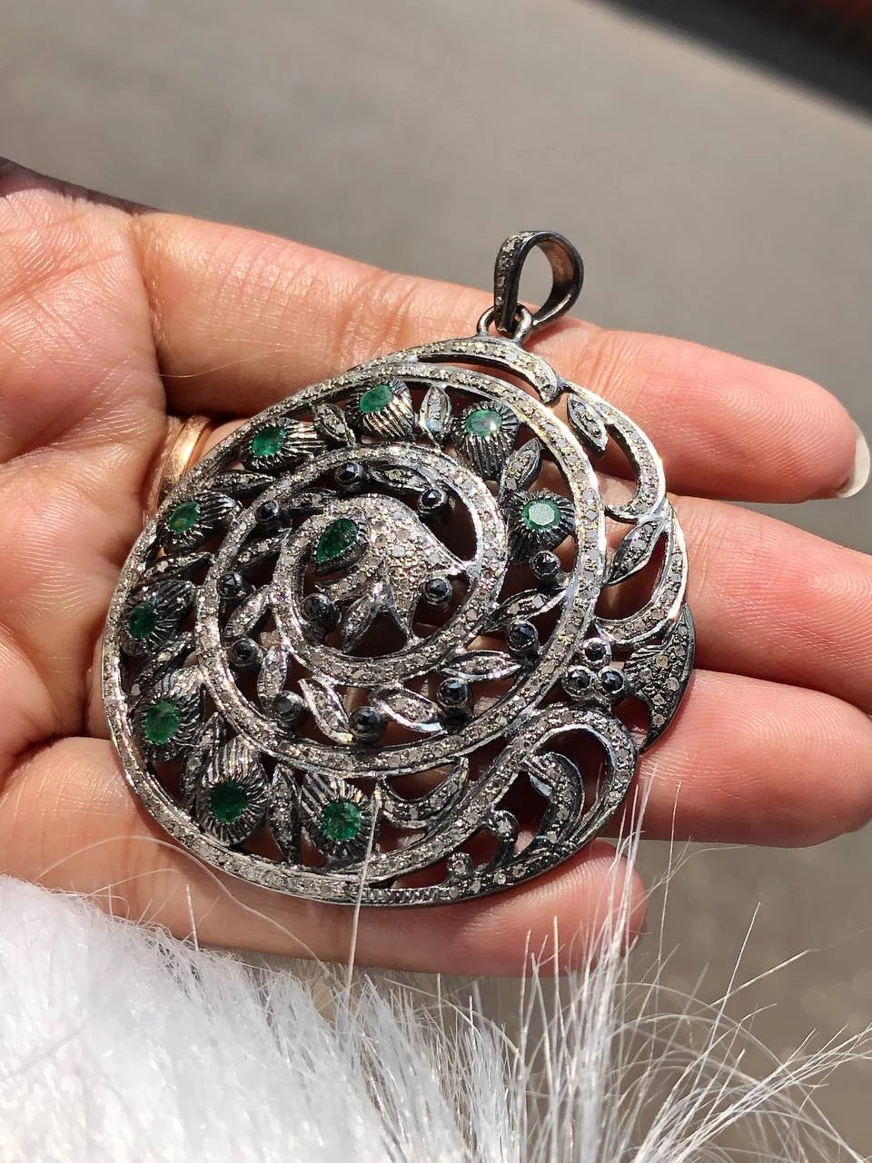 Art Deco Delicated Unique Pendant