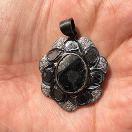 Unique Stunning Silver Pendant