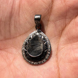 Natural Diamond Delicated Pendant