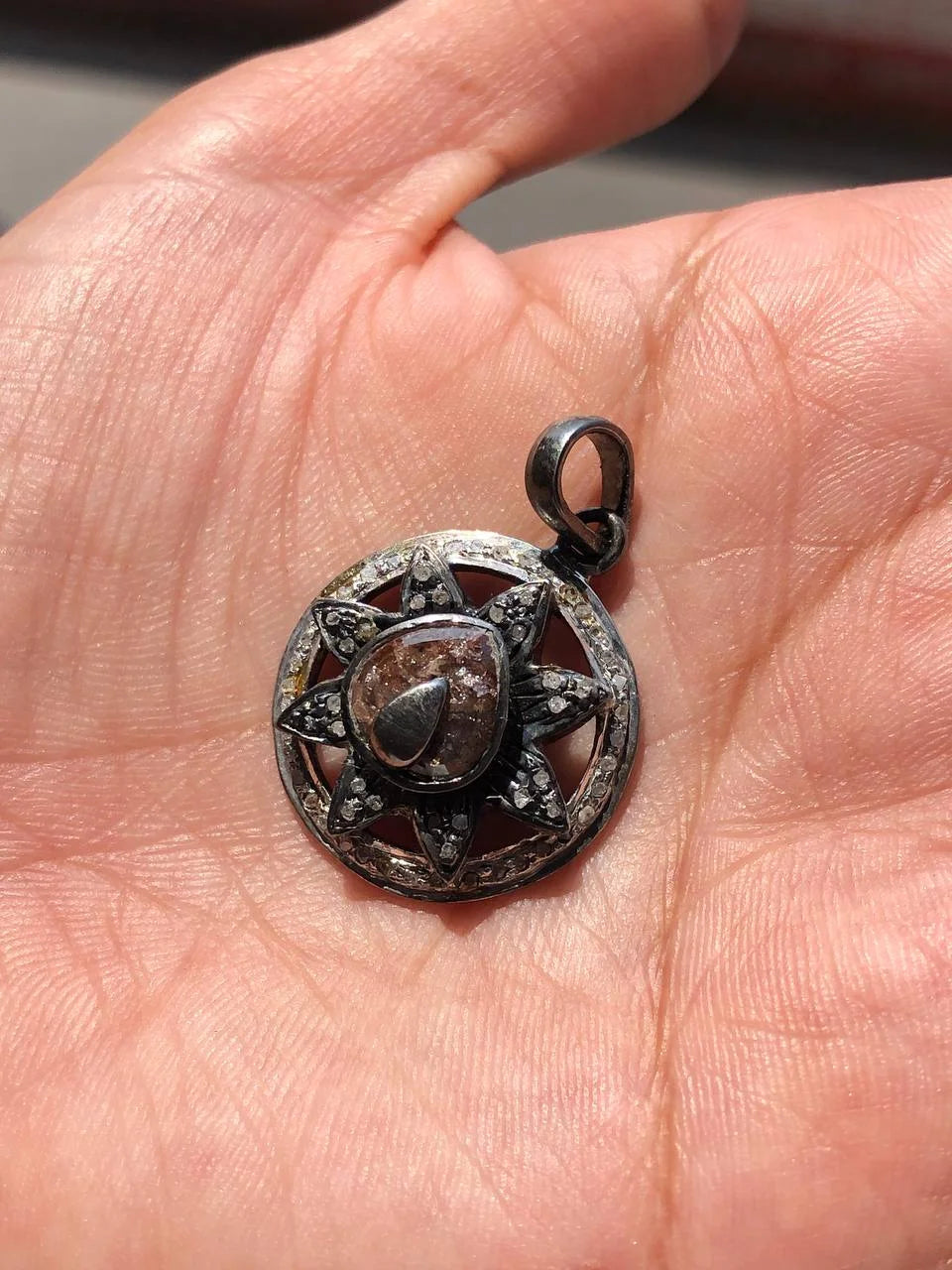 Art Deco Elegant Pendant