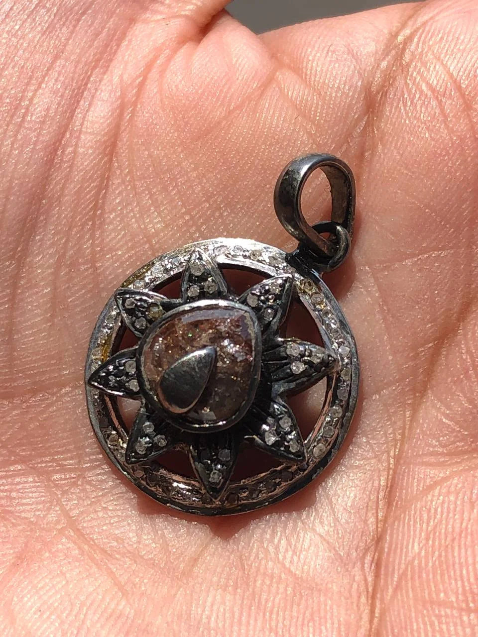 Art Deco Elegant Pendant