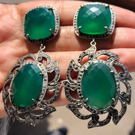 Art Deco Sterling Silver Earrings with Emerald Gemstone - Exquisite Delicacy