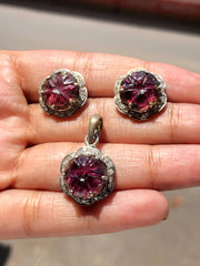 Beautiful Floral Pendant Set Jewelry