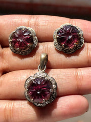 Beautiful Floral Pendant Set Jewelry